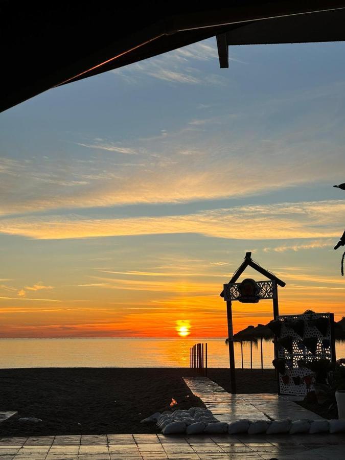 Apartamento Paseo De La Carihuela Torremolinos Esterno foto